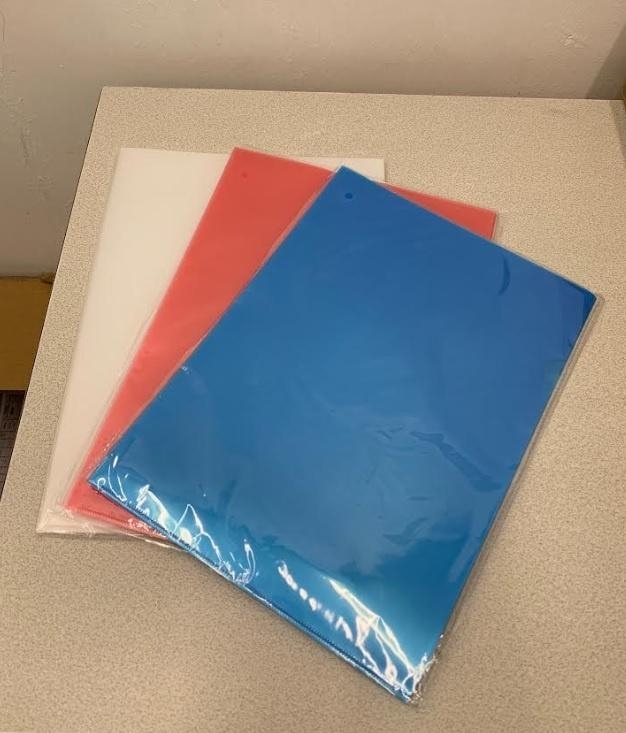 Plastic Folders - A4 (12'S per pack)
